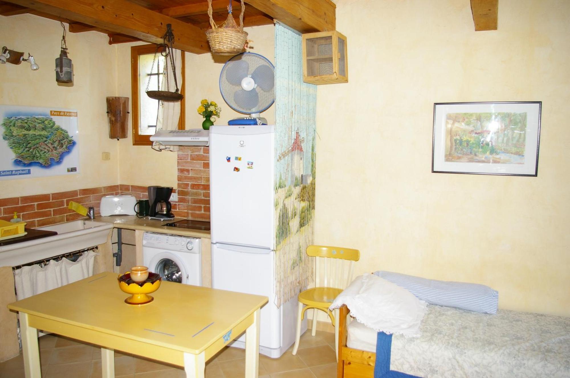 Gite La Paillote Montauroux Extérieur photo