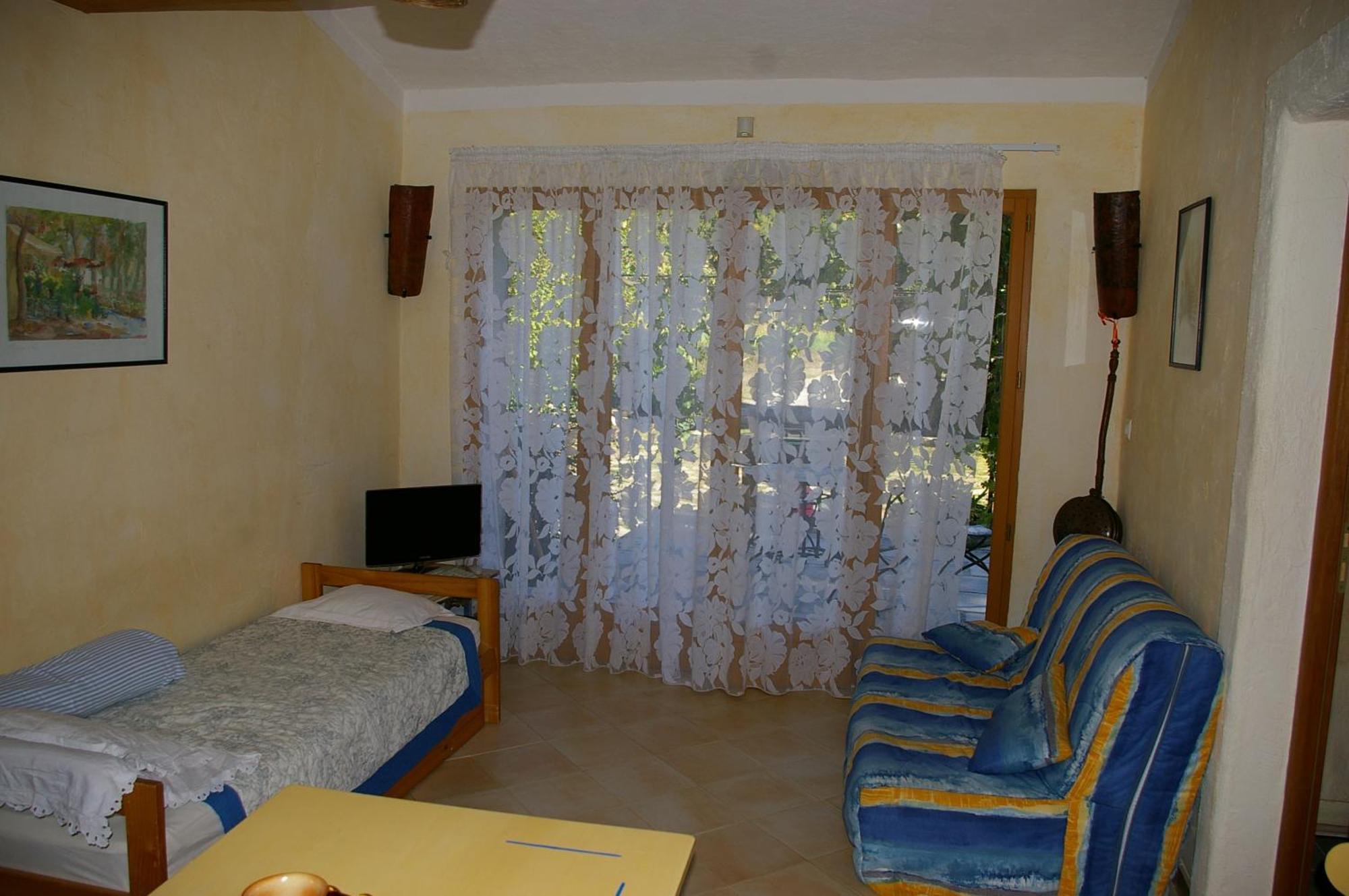 Gite La Paillote Montauroux Extérieur photo