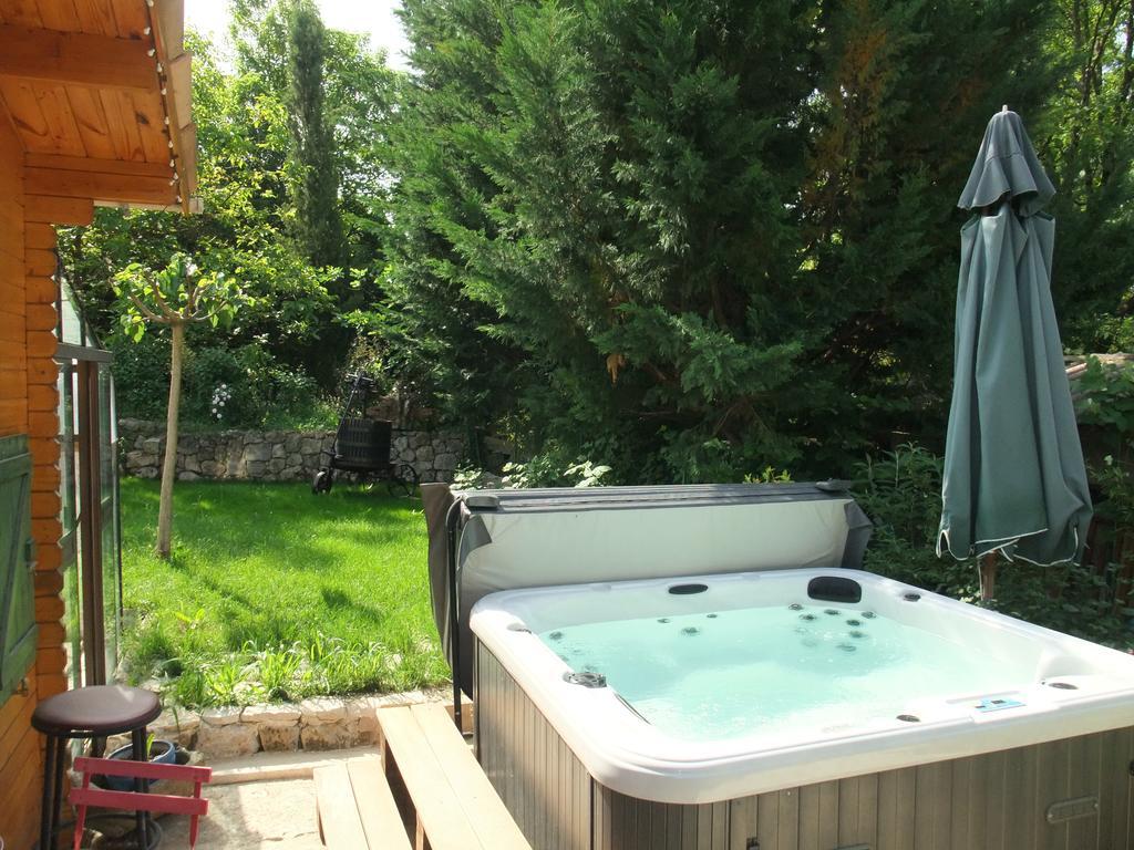 Gite La Paillote Montauroux Chambre photo