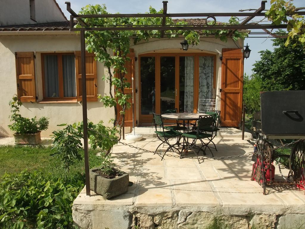Gite La Paillote Montauroux Chambre photo